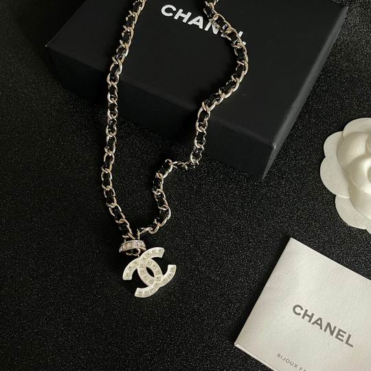 Chanel necklace 11lyh179